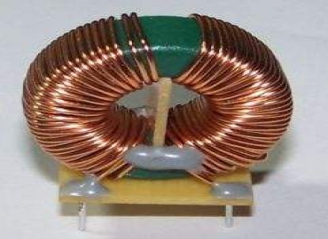 三相共模電感與常規(guī)共模電感最大的區(qū)別